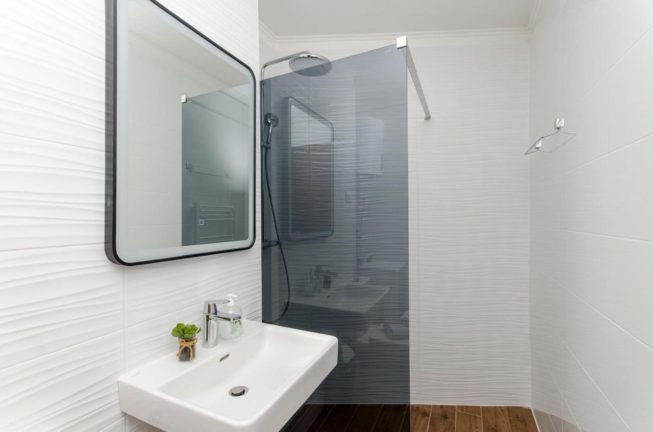 Apartment Lucija Split Bagian luar foto