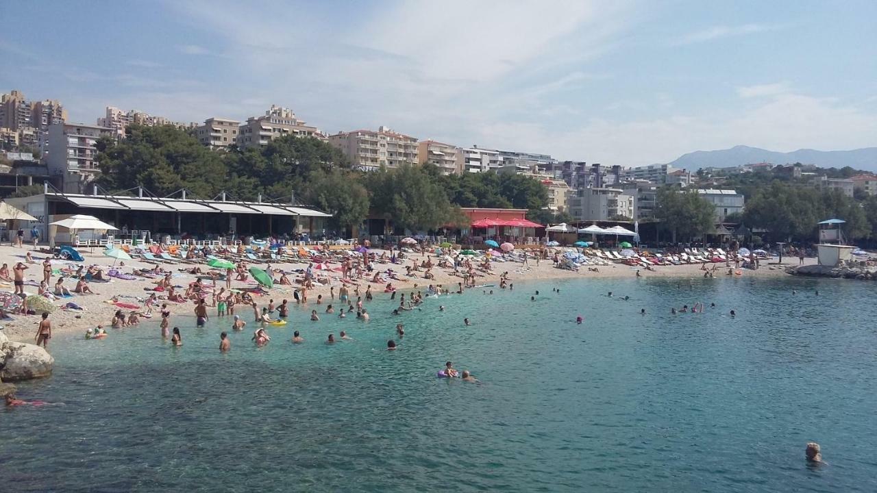 Apartment Lucija Split Bagian luar foto