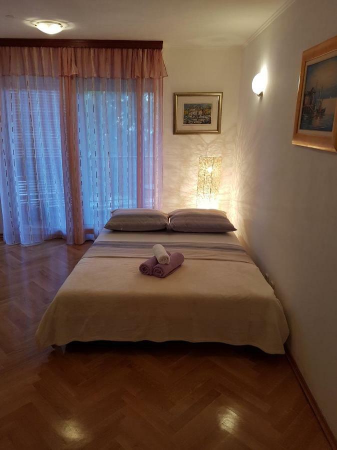 Apartment Lucija Split Bagian luar foto